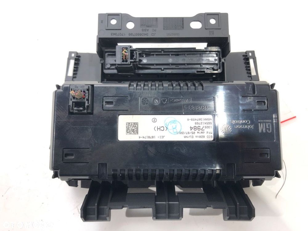 WYŚWIETLACZ - 49.00 PLN - OPEL ASTRA J Sports Tourer (P10) 2010 - 2015 1.7 CDTI (35) 92 kW [125 KM] - 3