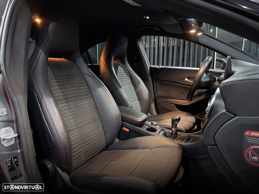 Mercedes-Benz CLA 180 d AMG Line - 33