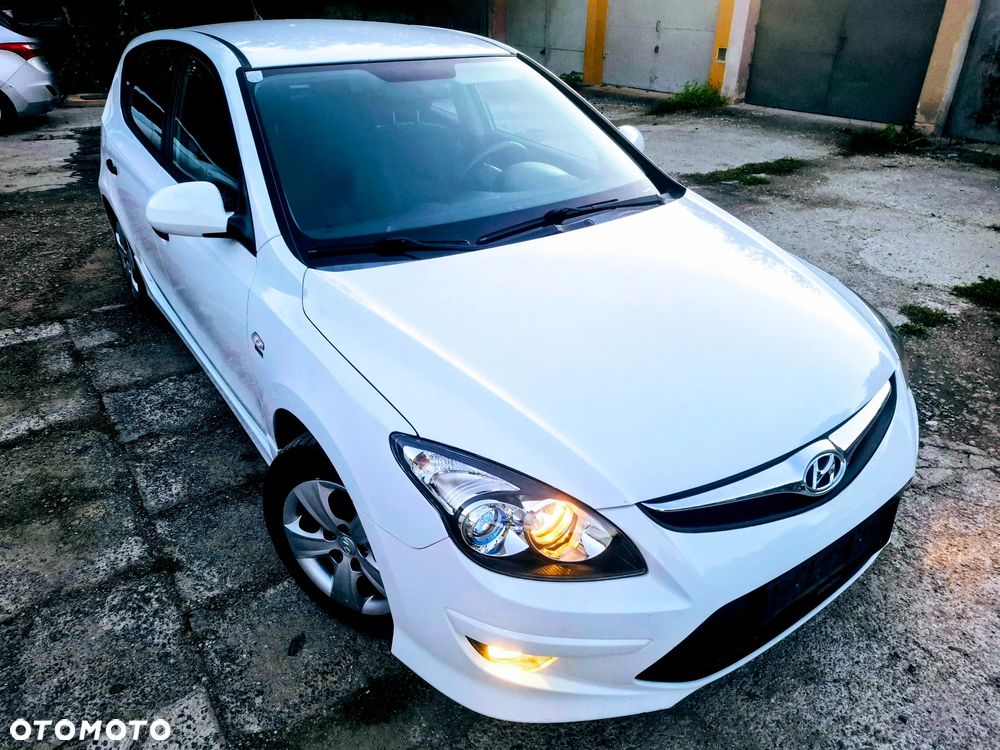 Hyundai i30 1.4 Blue Comfort - 26