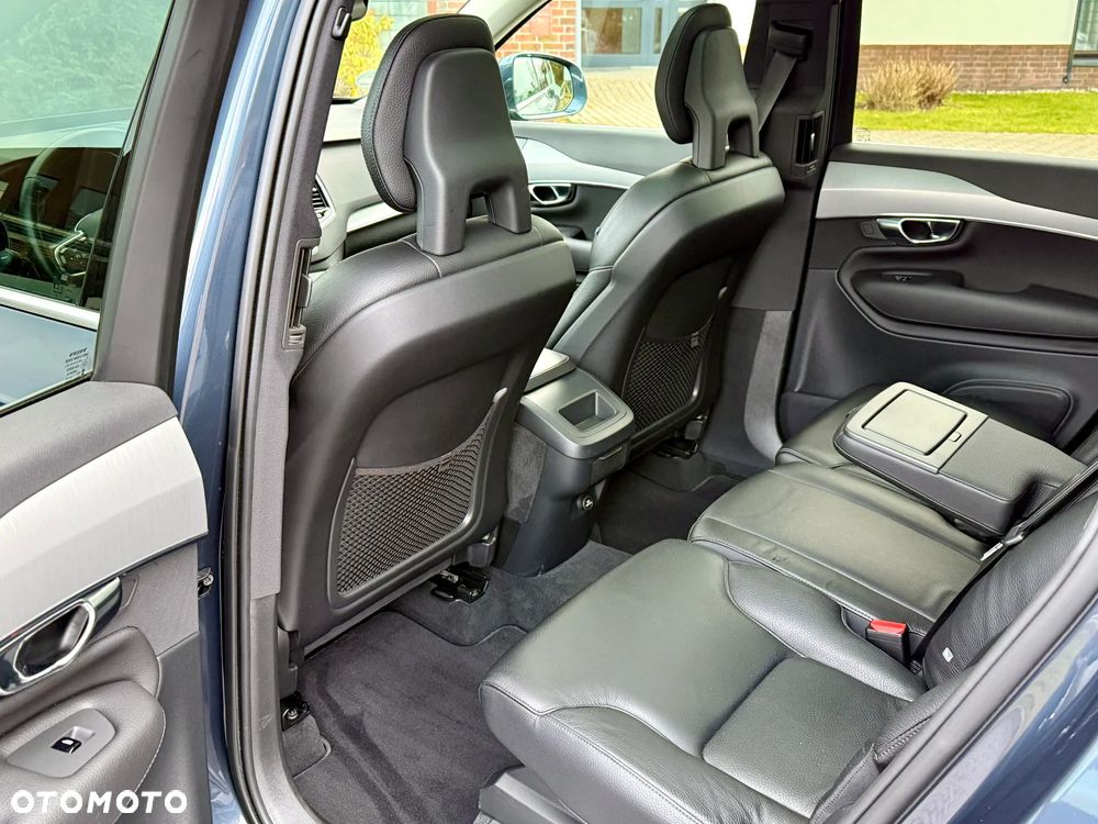 Volvo XC 90 B5 B AWD Geartronic Momentum Pro - 38