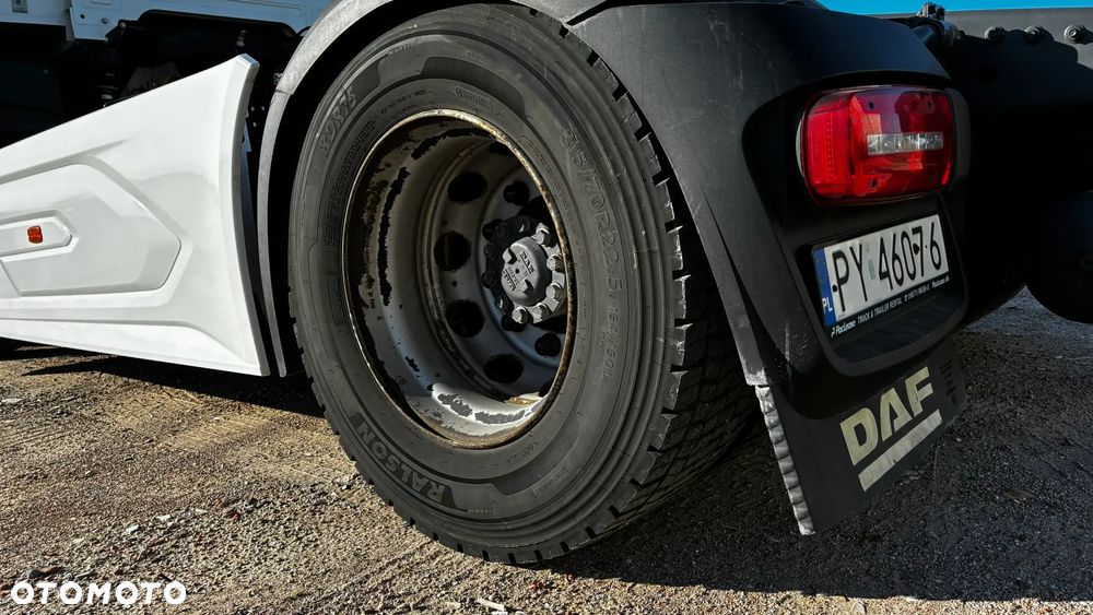 DAF XG - 8