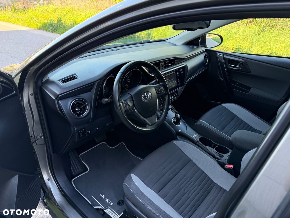 Toyota Auris - 8