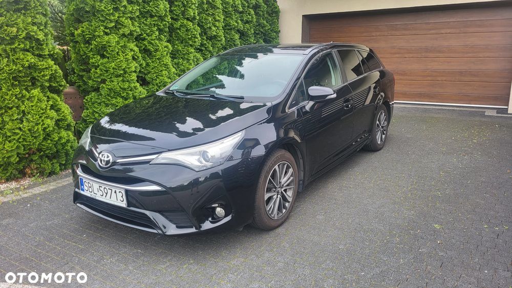 Toyota Avensis 1.8 Premium MS - 1