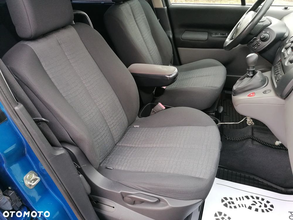 Renault Grand Scenic 2.0 16V Avantage - 19