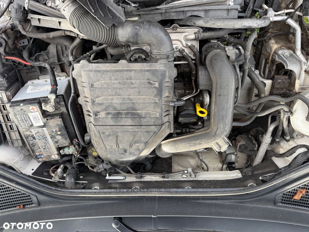 Volkswagen T-Roc - 8