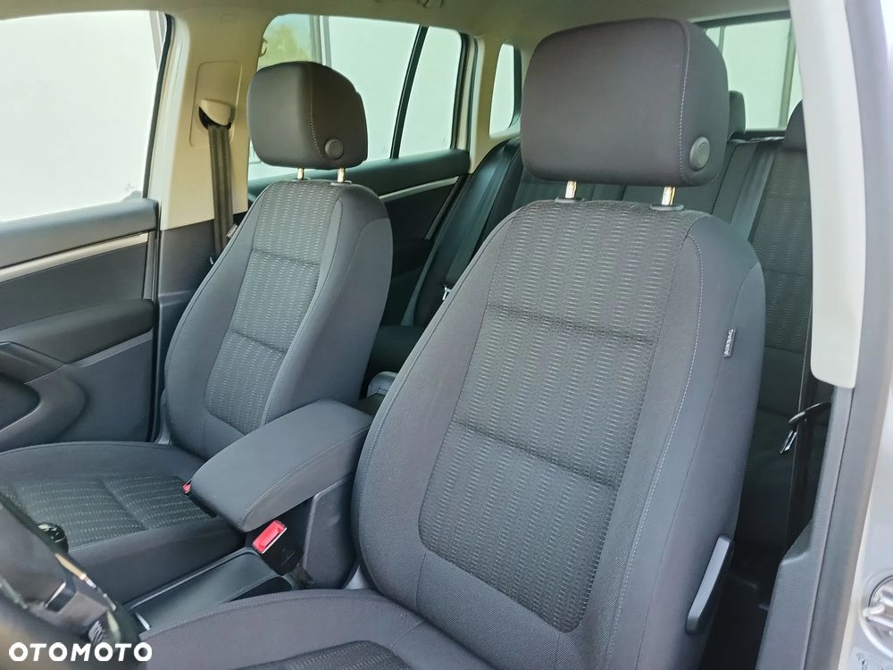 Volkswagen Tiguan 2.0 TDI SCR 4Motion (BlueMotion Tech) Comfortline - 13