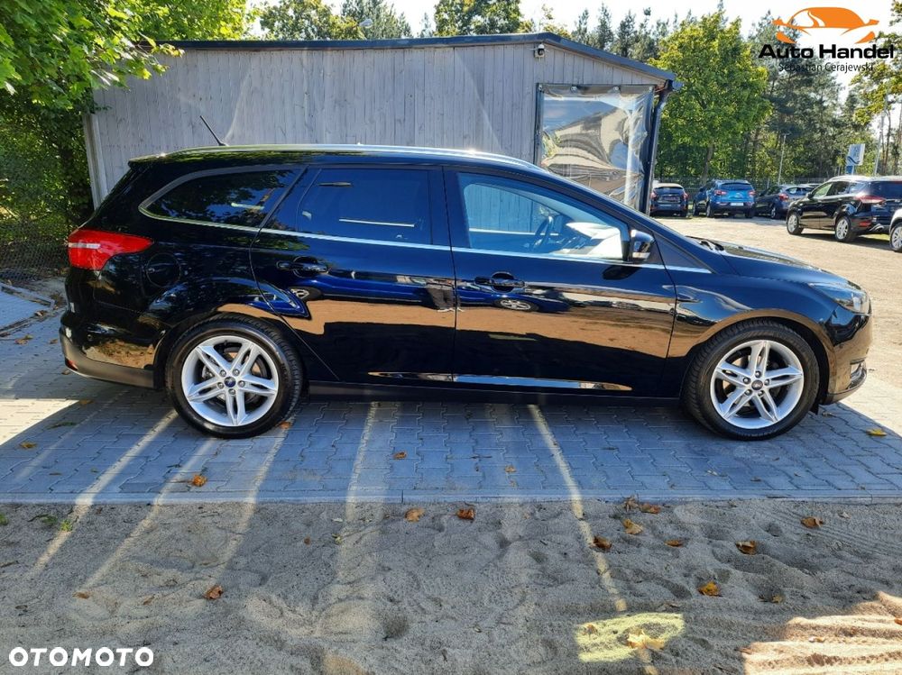Ford Focus Turnier 1.0 EcoBoost Start-Stopp-System TITANIUM - 11