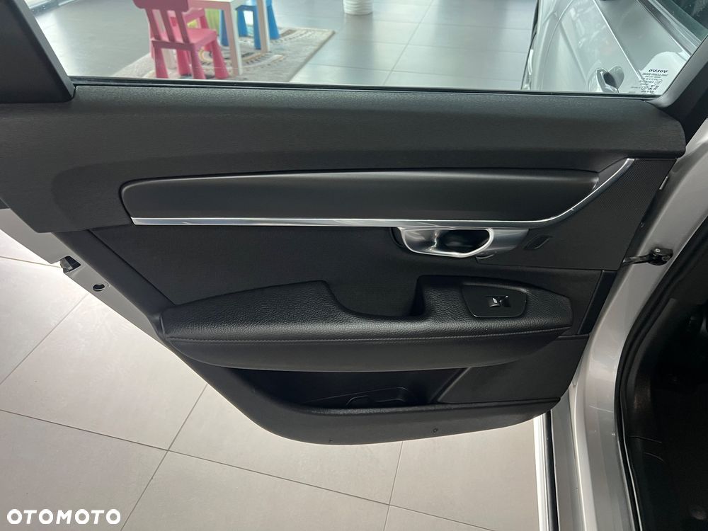Volvo V90 - 28