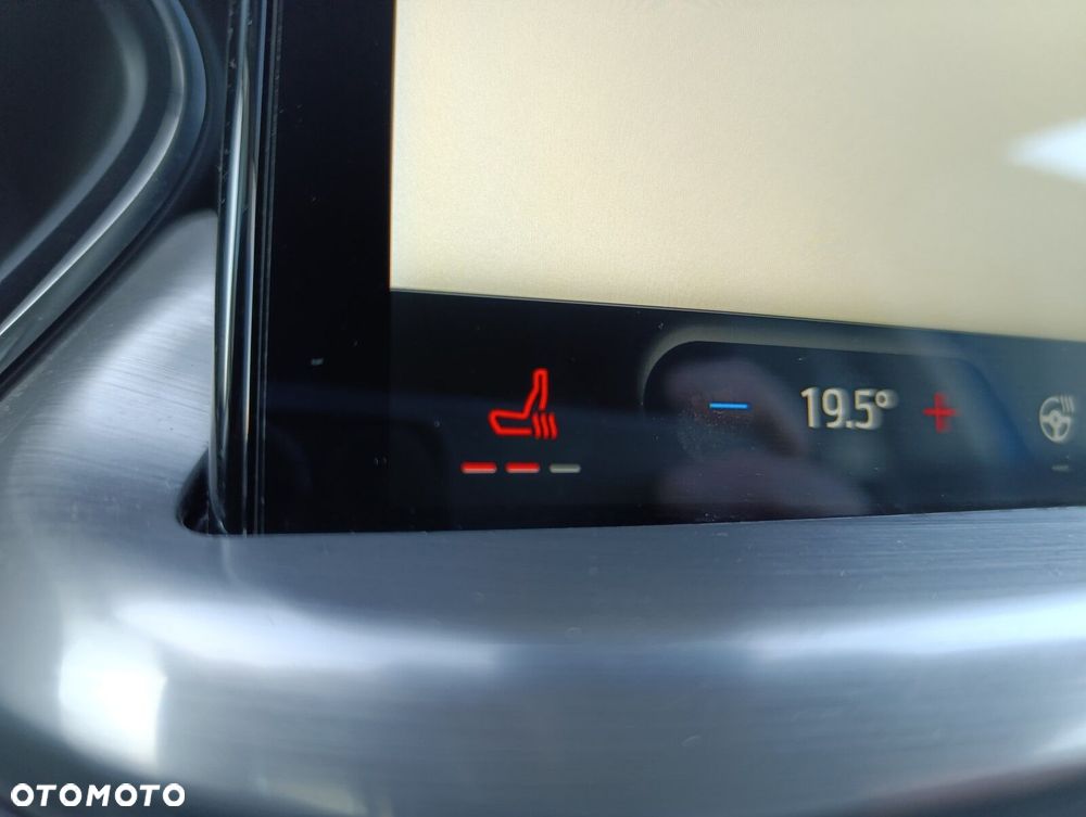 Ford Focus 1.0 EcoBoost Titanium - 29