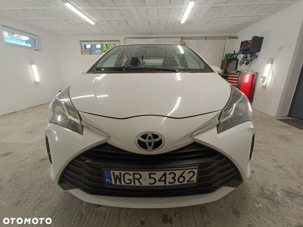 Toyota Yaris 1.0 Life EU6 - 7