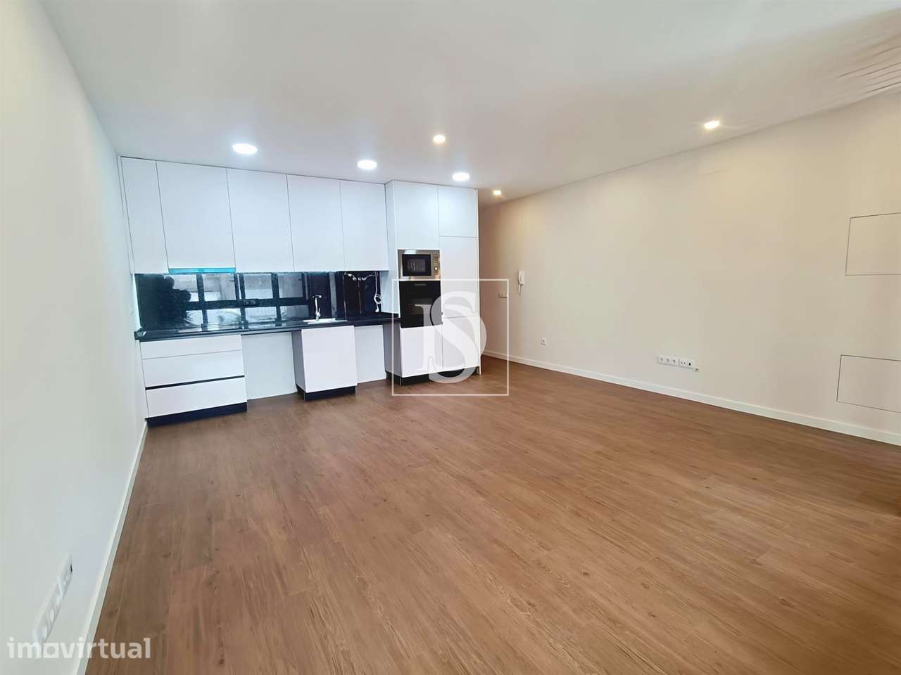 Apartamento T2, Totalmente Renovado, em Vila do Conde - Grande imagem: 4/19