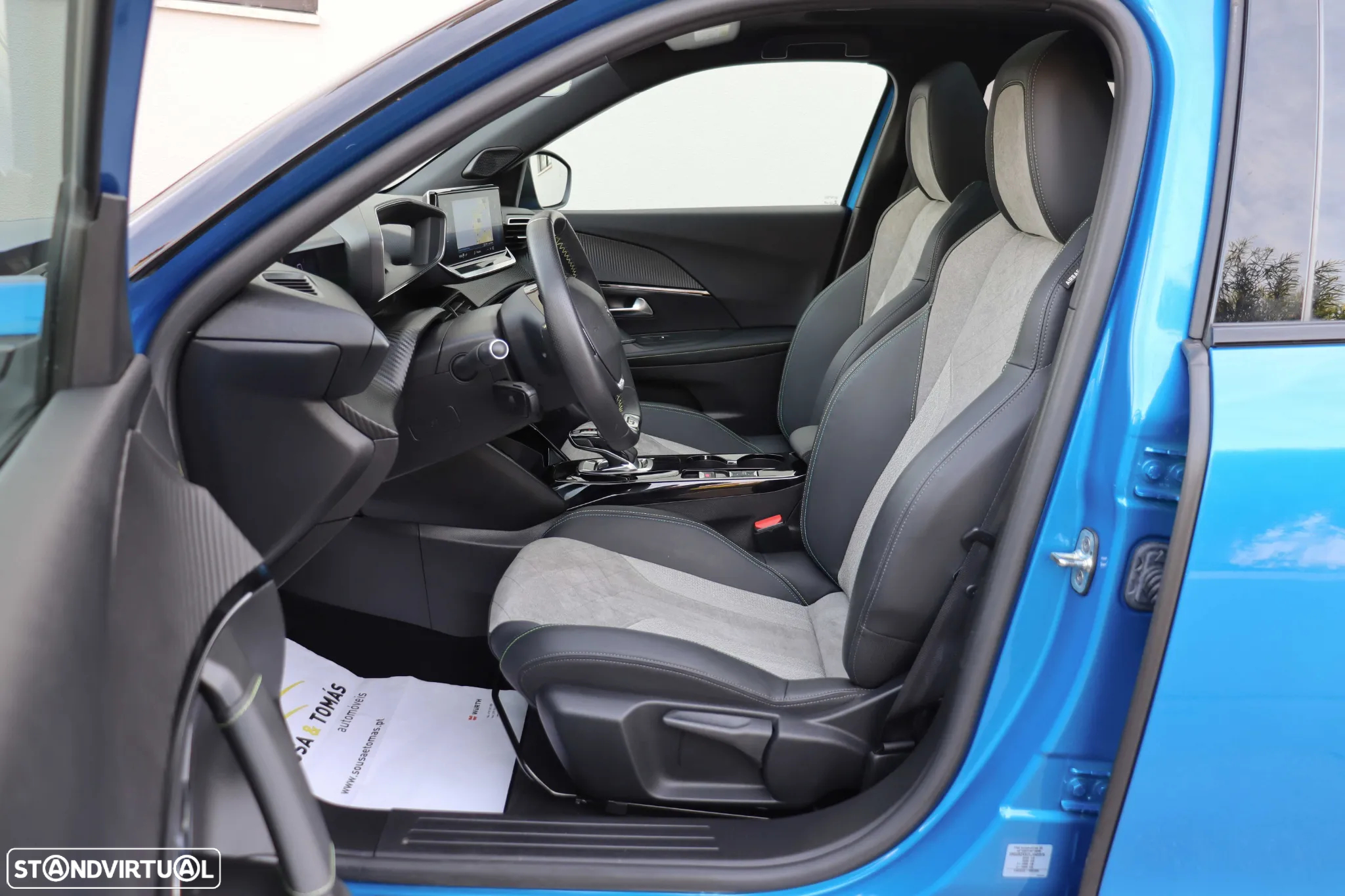 Peugeot e-2008 50 kWh GT Pack - 10