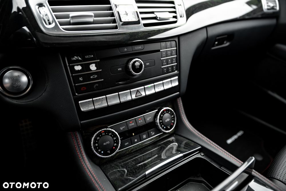 Mercedes-Benz CLS 400 4Matic 7G-TRONIC - 22