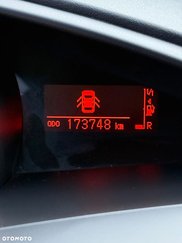 Toyota Verso 1.8 Prestige MS 7os EU6 - 23