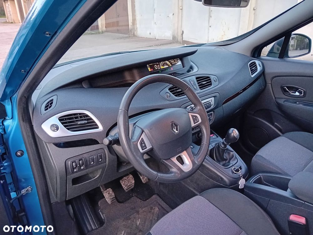 Renault Scenic ENERGY TCe 115 Bose Edition - 14