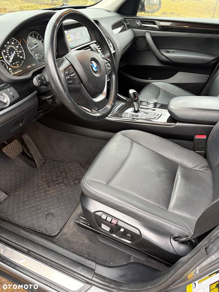 BMW X3 xDrive28i xLine - 23