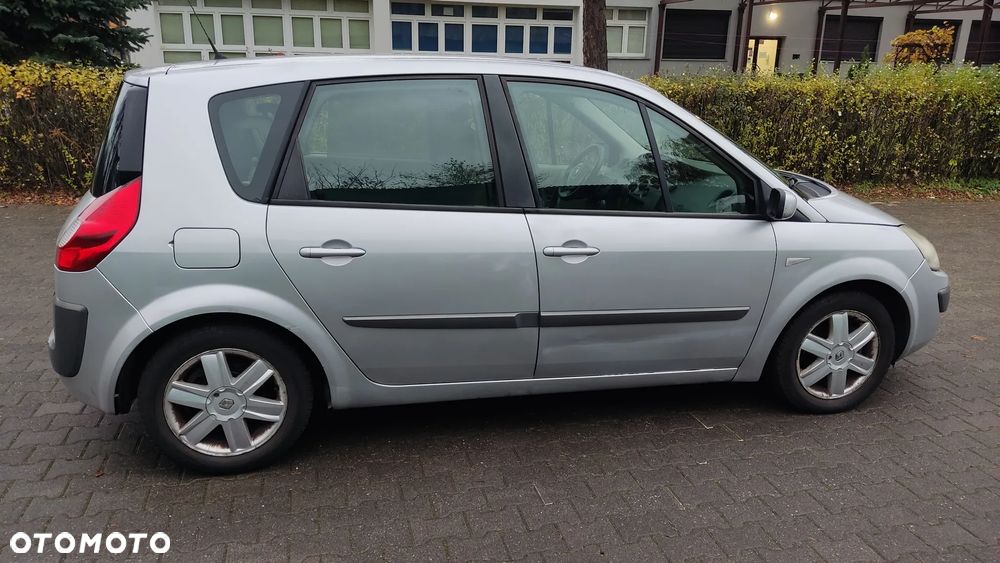 Renault Scenic - 4
