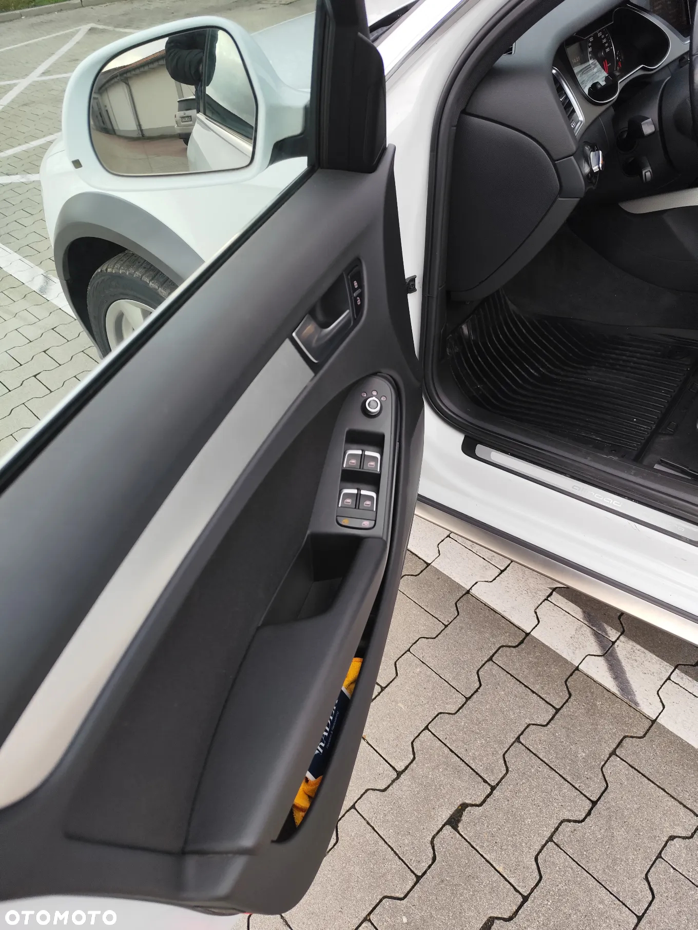 Audi A4 Allroad 2.0 TDI Quattro S tronic - 15