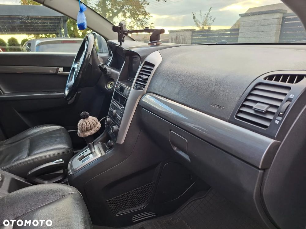 Chevrolet Captiva - 10