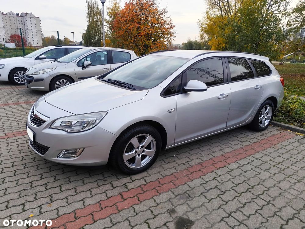 Opel Astra 1.4 T Cosmo EU6 - 4