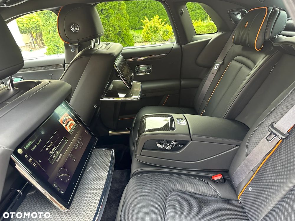 Rolls-Royce Ghost Black Badge - 26