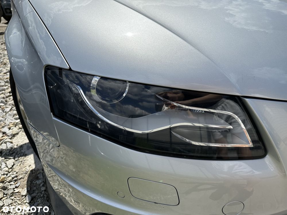LAMPY PRZEDNIE AUDI A4 B8 XENON UK - 2