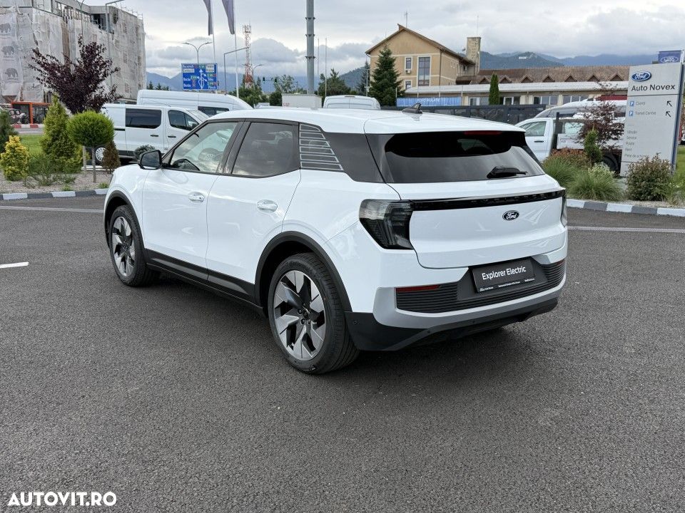 Ford Explorer - 9