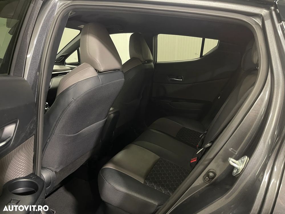Toyota C-HR 2.0 HSD 184 CP 4x2 CVT Classy - 11