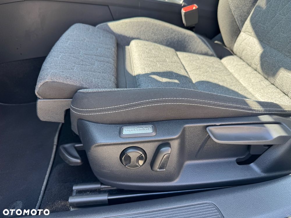 Volkswagen Passat 1.5 TSI EVO Business DSG - 22