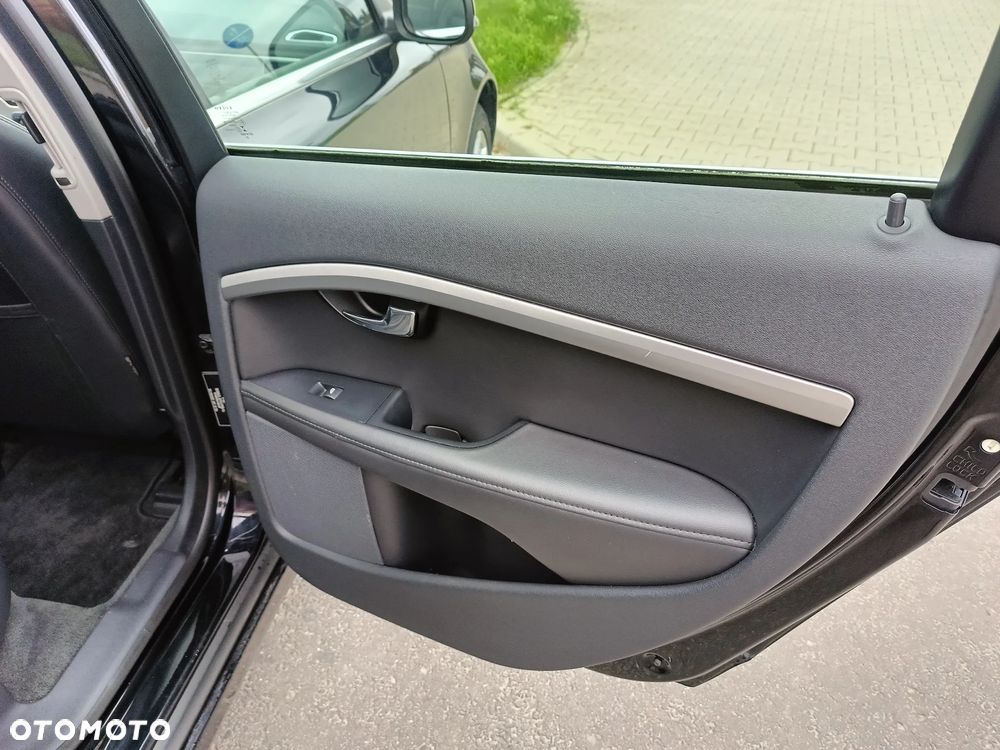 Volvo V70 D3 Geartronic Edition - 20