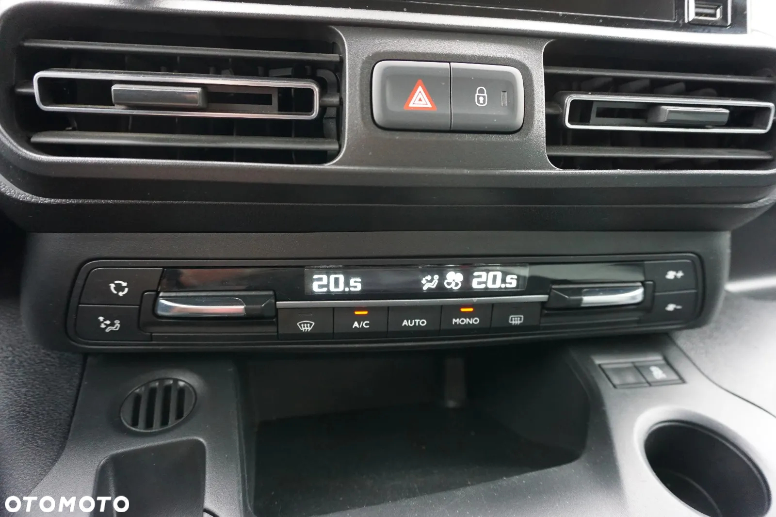 Citroën Berlingo M 1.2 PureTech Live Pack S&S - 28