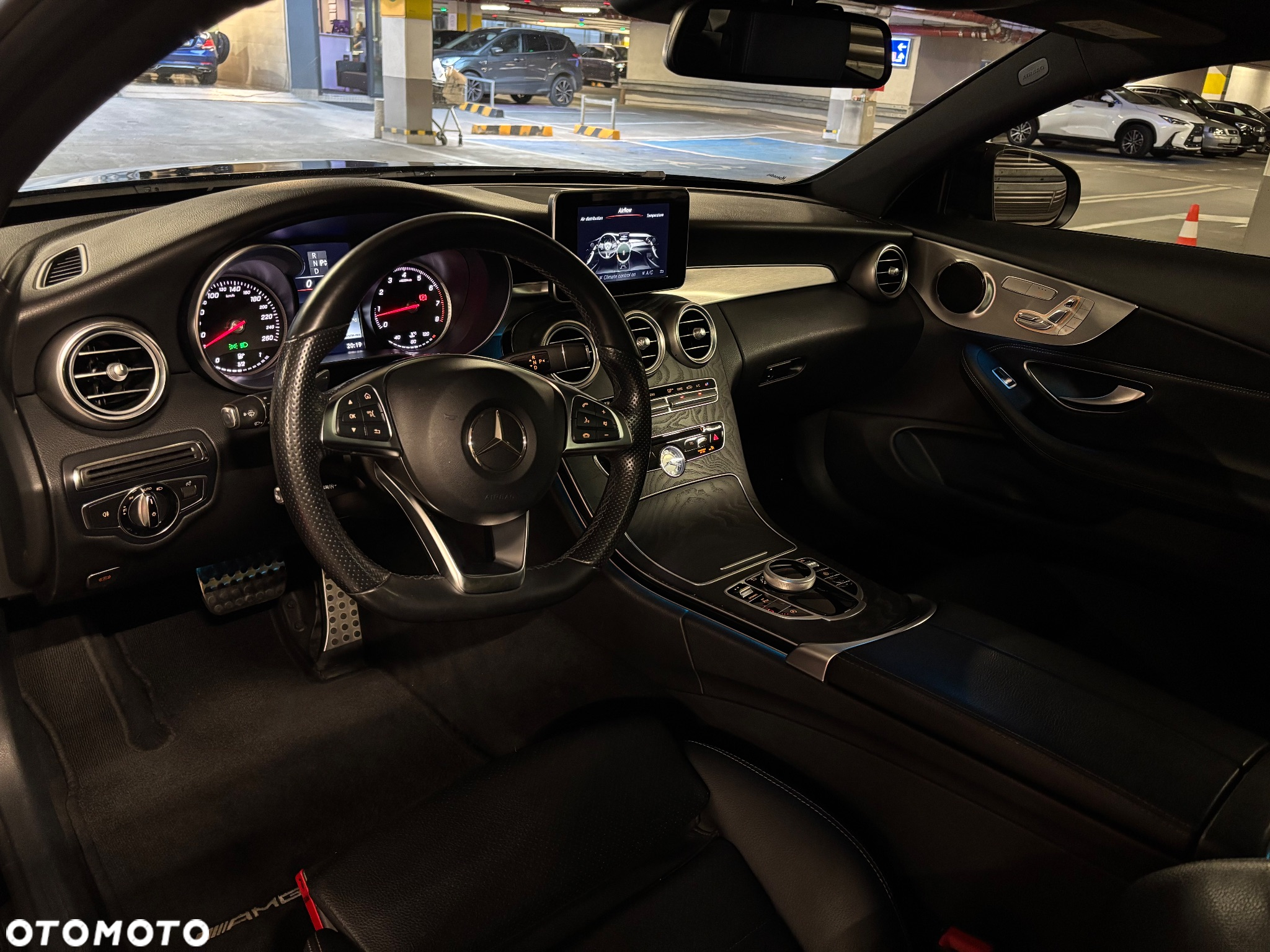 Mercedes-Benz Klasa C 300 7G-TRONIC - 8