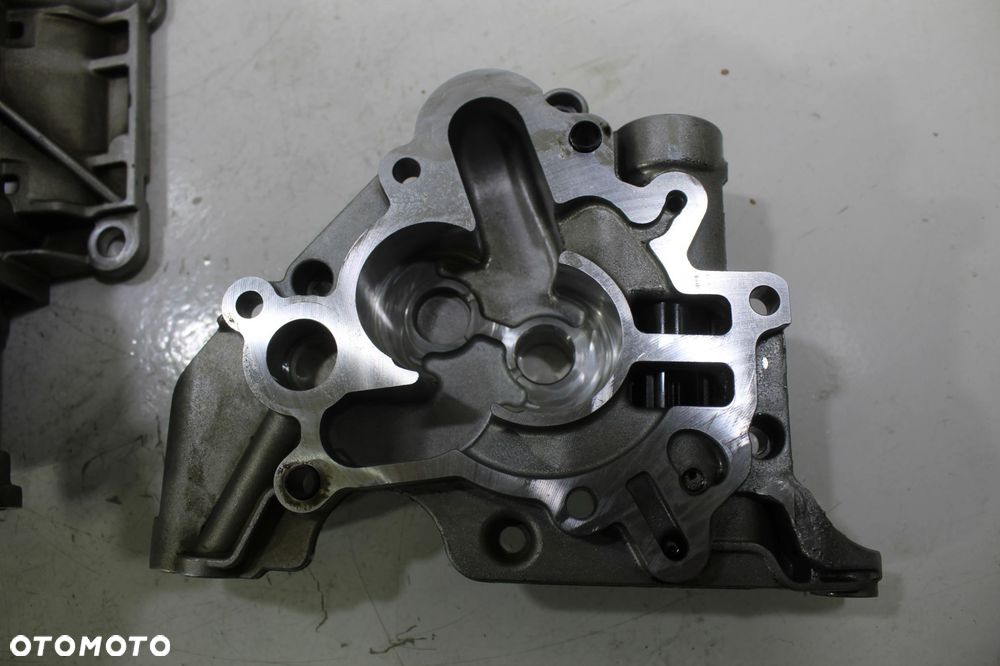 POMPA OLEJU BMW E60 E90 E87 E84 2.0D N47D20 7798014 - 8