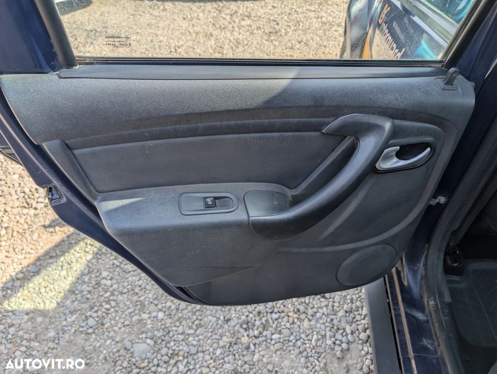 Dacia Duster 1.5 dCi 4x4 Ambiance - 14