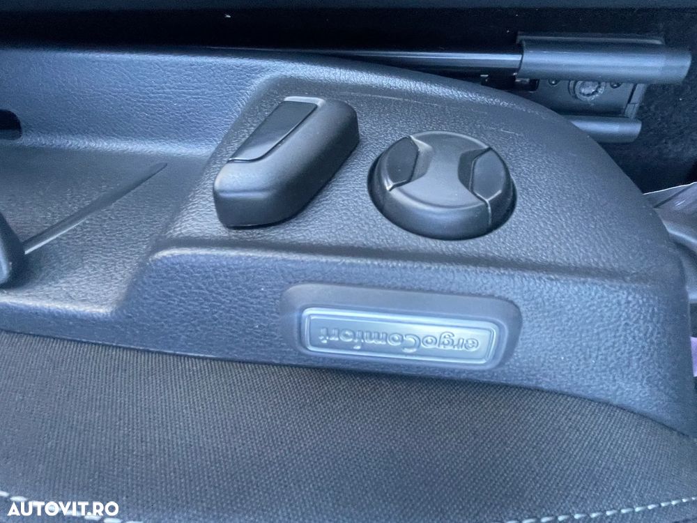 Volkswagen Passat 2.0 TDI DSG Comfortline - 15