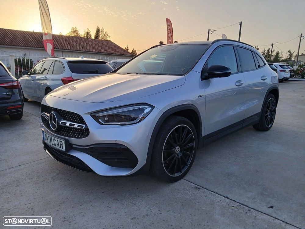 Mercedes-Benz GLA 250 e 8G-DCT AMG Line - 3