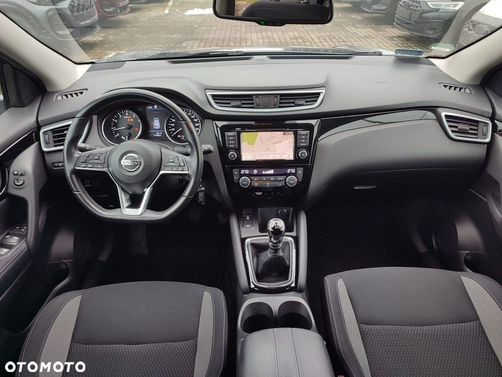 Nissan Qashqai 1.3 DIG-T N-Connecta EU6d - 27