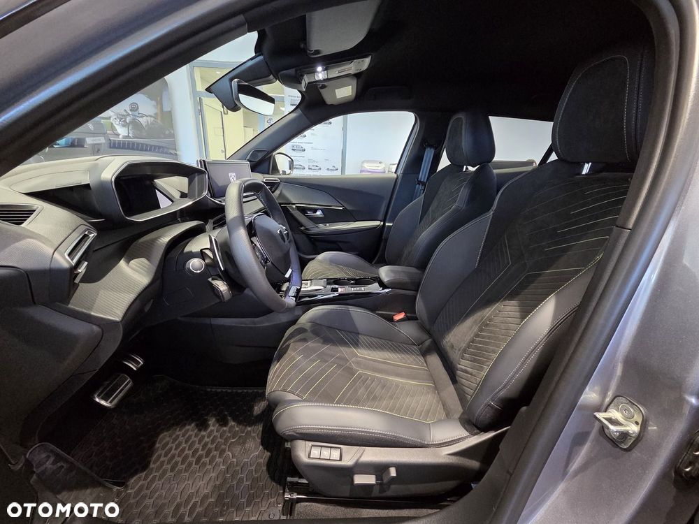 Peugeot 2008 PureTech 130 GT S&S EAT8 - 11