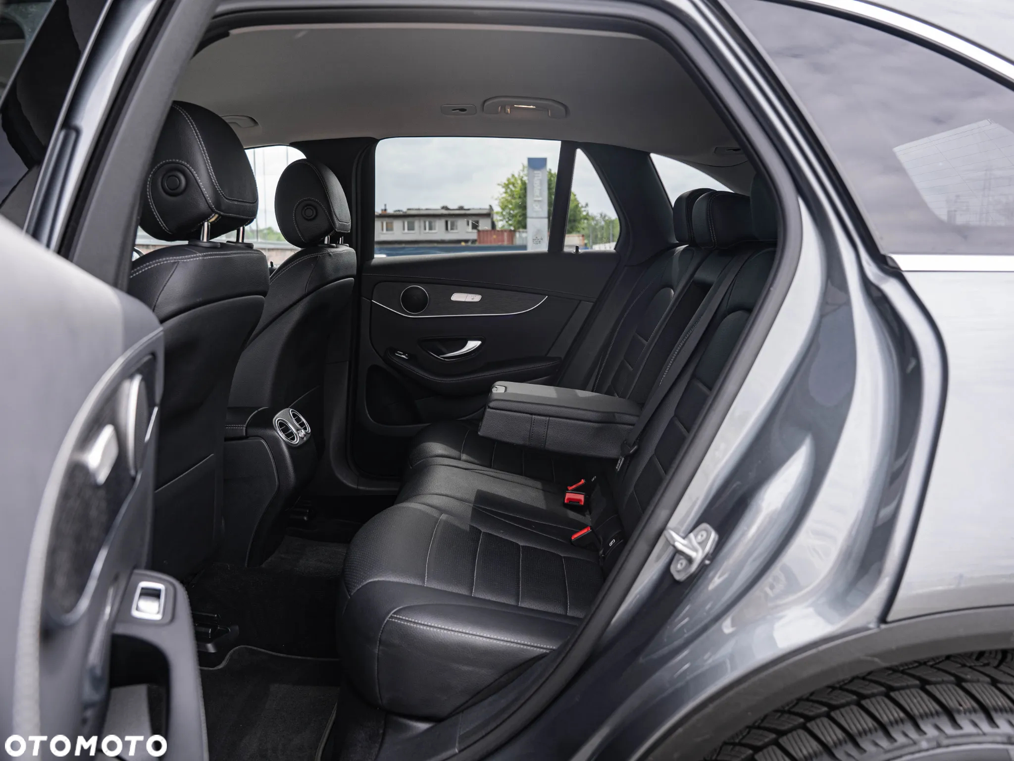 Mercedes-Benz GLC 220 d 4Matic 9G-TRONIC Exclusive - 28