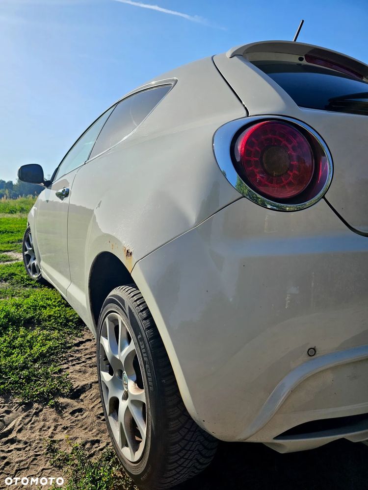 Alfa Romeo Mito - 10