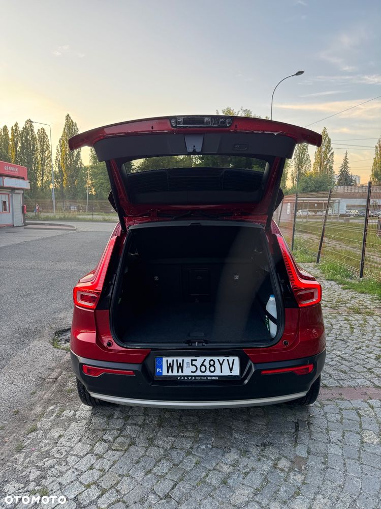 Volvo XC 40 D3 AWD Momentum Pro - 8