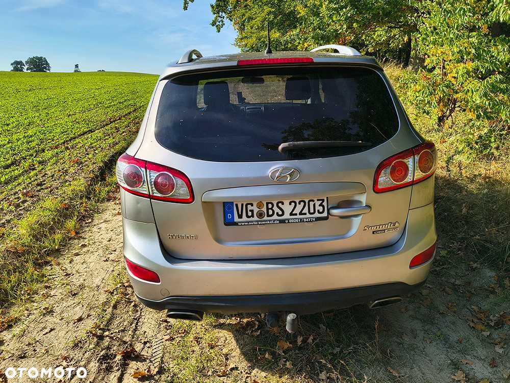 Hyundai Santa Fe - 3