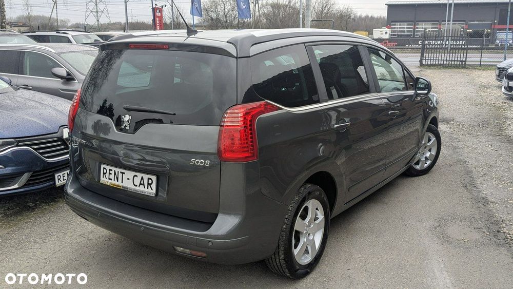 Peugeot 5008 - 11