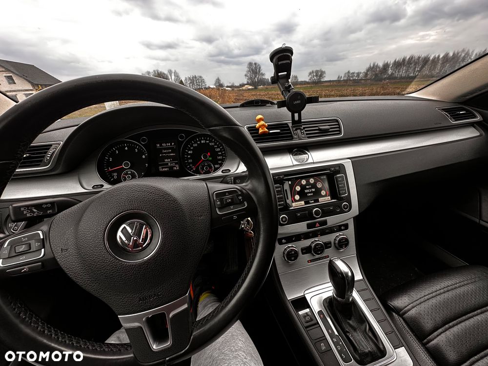 Volkswagen Passat - 6