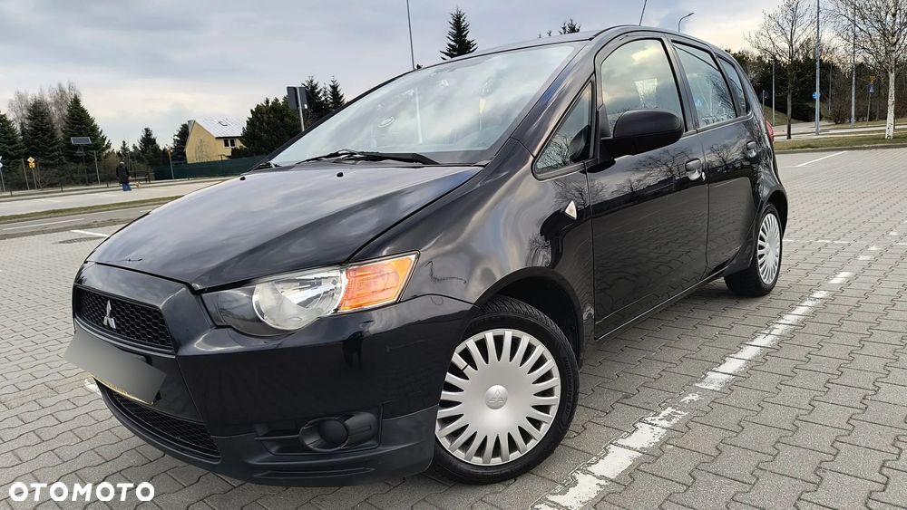 Mitsubishi Colt 1.1 Inform - 1