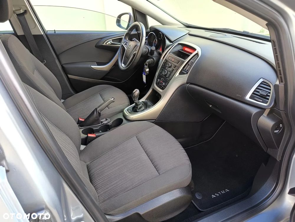 Opel Astra 1.4 EcoFLEX Start/Stop Innovation - 20