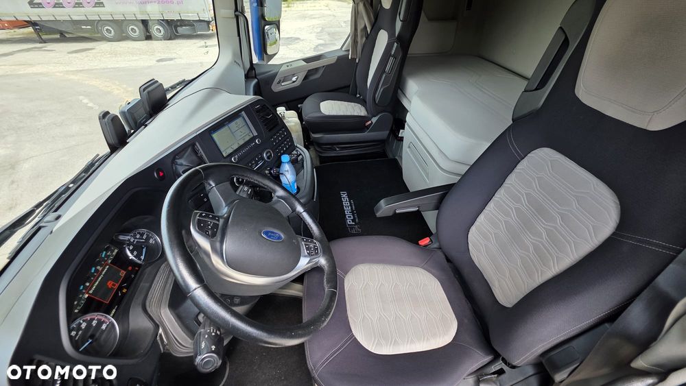 Ford f-max - 9