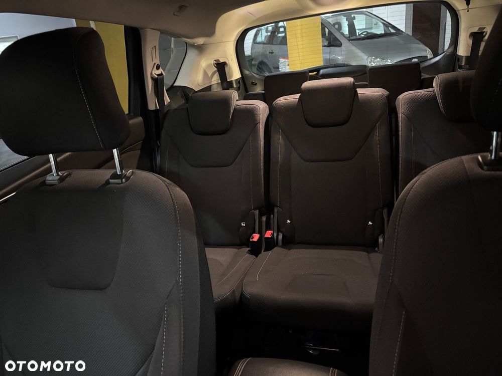 Ford S-Max 2.0 TDCi 4WD Titanium PowerShift - 11