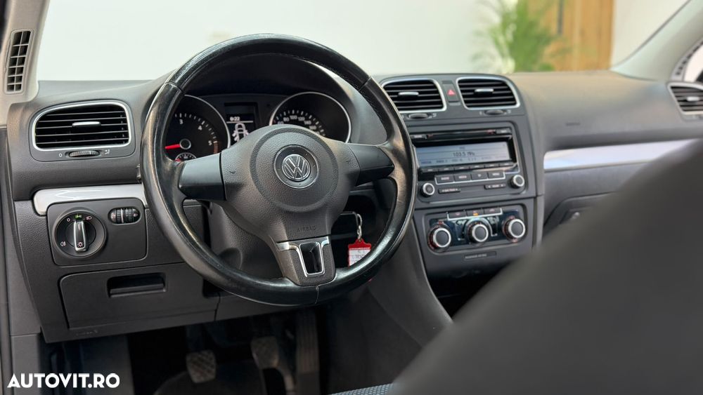Volkswagen Golf - 7