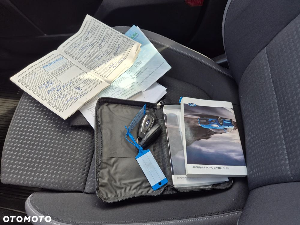 Ford Focus 1.5 TDCi DPF Start-Stopp-System Business - 40